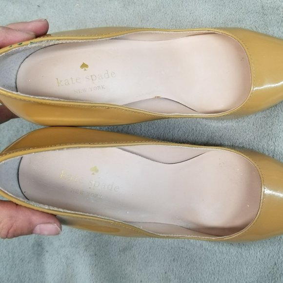 Kate Spade Shoes Womens Size 7 Tan Patent Leather Pointed Toe Pumps - Picture 9 of 13
